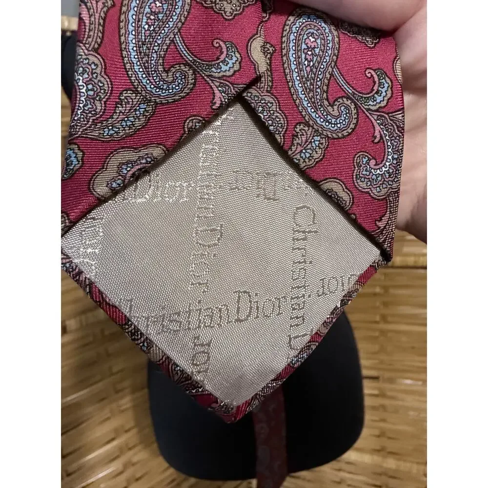 Christian Dior red paisley neck tie 100% silk quiet luxury USA made gentlemen